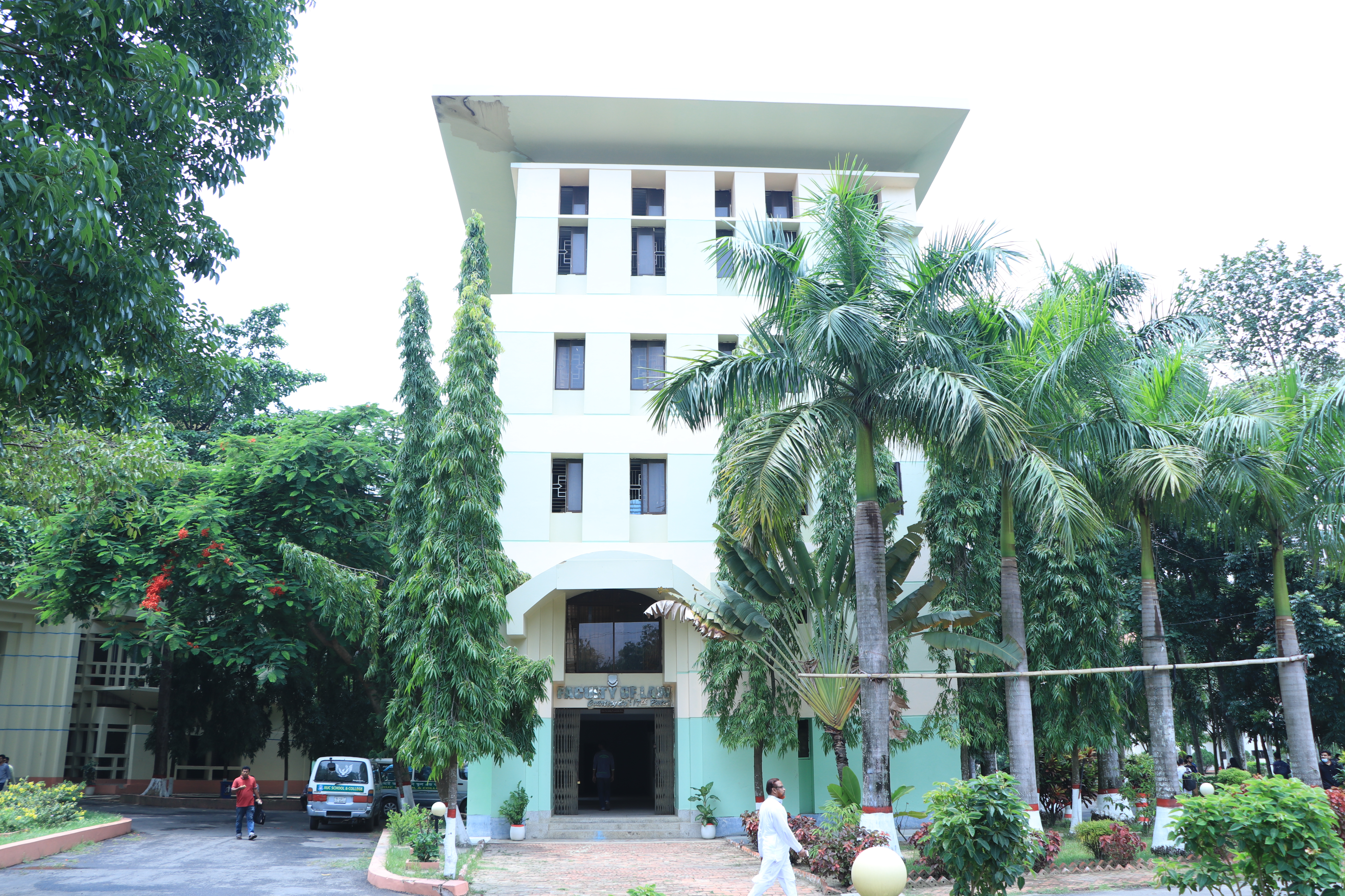 Faculty of Law Background
